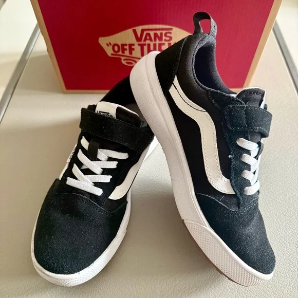 VANS UltraRange V Shoe Multi-Terrain, Easy-On, Cushioning | Size 2.5Y | EUC - Picture 2 of 11